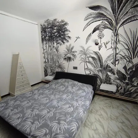 Con Piscina A Un Paso De La Playa Holiday home Benidorm
