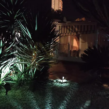 Con Piscina A Un Paso De La Playa Holiday home