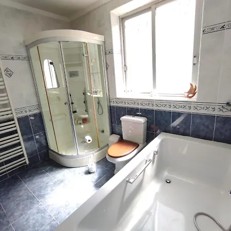 Con Piscina A Un Paso De La Playa Holiday home *