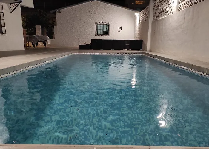 Con Piscina A Un Paso De La Playa *